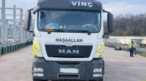 MAN ÜZERİNEDE 80 TON ÇİFT KIRMA VİNÇ