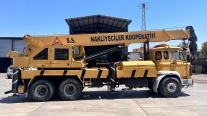DEV FATİH ÜZERİNDE 25 TON TELESKOBİK VİNÇ